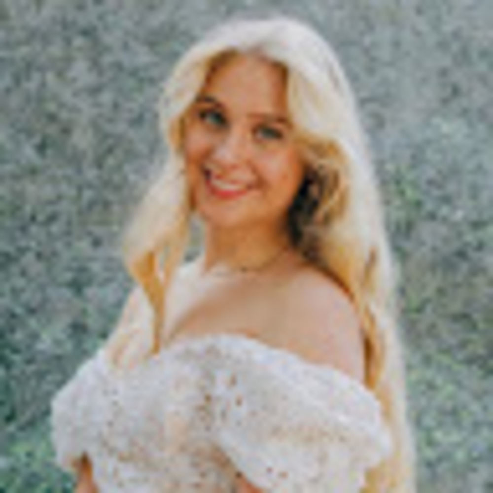 Meet your Posher, Jasmine